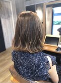 【グレージュカラー】ラフボブ