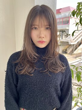 ヤヨイブレインズフェアリー(YAYOI BRAINS fairy) 軽さを生み出すレイヤースタイル