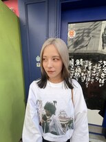 エマ(emma)&nbsp;ホワイトシルバーとブラック