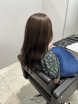 イルミ(iLUMi) iLUMi　×　ブラウンカラー