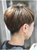 マニッシュな刈り上げショート