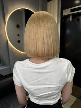 ジゼル(GiseL) 外国人風ブロンドヘア