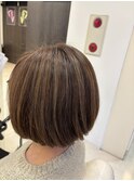 ボブ×ナチュラルハイライト×白髪ぼかし