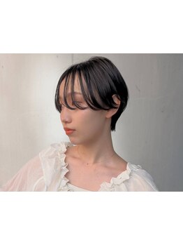 【心斎橋から徒歩3分】空気を含んだ柔らかショートスタイルもお任せください！骨格に合わせてカット♪