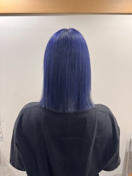 アン(Hair make un) ネイビーブルー
