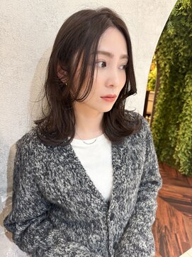 ソワリー 栄(THOiRY) ● THOiRY女性らしい柔らかヘア似合わせ小顔ゆる巻きロング