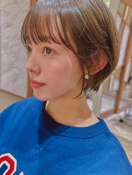 アリエッタ ギンザツー(ARIETTA GINZA2) ショートミディ/レイヤーカット/透明感ブラウン