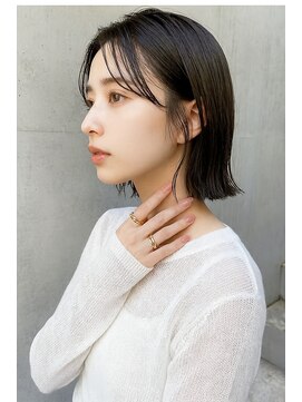 切りっぱなしボブ