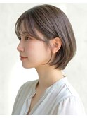 白髪染めレイヤーショートボブ小顔外ハネスタイルグレージュ