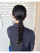 フェリーチェ(Felice)&nbsp;編みおろし/ポニーアレンジ/参列ヘアセット/お呼ばれヘア/