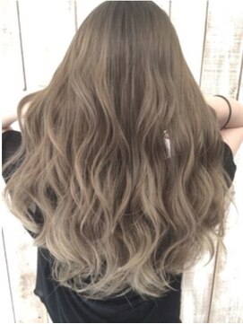 シエル エマージュ 松戸(CIEL Emerge) 【120%大人かわいい】透け感あふれる外国人風バレイヤージュ