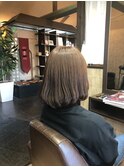 アッシュベージュ