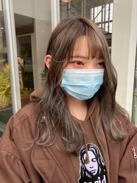 グミ(gumi) *gumi*オリーブグレージュ×艶感