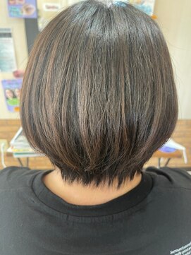 ヘアスタジオブービー ハイライト×ショート