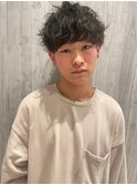 《SOYON》毛先がポイントの重めマッシュ