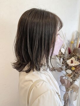 イソラヘアアトリエ(Isola hair atelier) 【Isola】切りっぱなし×ミディアム
