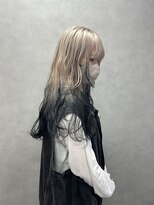 ヘアサロン ドットプラス 町田店(dot. plus)&nbsp;【山本　直幸】ロング×ホワイトカラー×ブラック