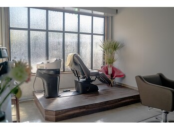 personal hair salon CHIWS