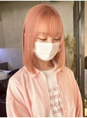 切りっぱなしボブピンクベージュミディアムボブダブルカラー