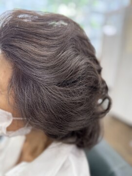 オロ(ORO) モーヴグレージュ×ハイライト