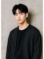 スズ(SUZU)&nbsp;【爽やか好印象×刈り上げセンターパート】フェザーパーマ