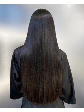 ロック(rock) 縮毛矯正で艶髪に!レイヤー/顔まわり/透明感カラー/レイヤー