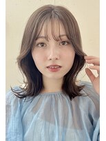 ファナ(fha-na) ☆小顔くびれ外ハネスタイル☆