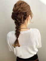 ウィーク 梅田(UiiC)&nbsp;☆お呼ばれヘアセット編み下ろしヘアセット uiic umeda 白井舞美