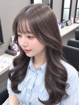 エミュ(Aimu.)&nbsp;簡単くびれ韓国風スタイル