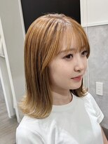 ロッカヘアエジェ(ROCCA hair eje.)&nbsp;デザインカラーやわらかく透けるミルクティーベージュ