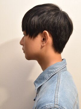 ヘアスタジオヘーフリヒ(HAIR STUDIO HoFLICH) 【ど定番男子スタイル】