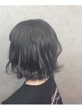 ヘアサロンM 新宿 冬にオススメ☆暗めグレージュ