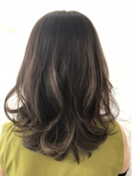 アマンヘアーイースト 吉祥寺東口店(Aman hair-e) ハイライトカラーミディアムby齊藤美香【Aman hair吉祥寺】