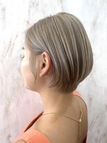 ラビス(Lovis)&nbsp;ハッシュカット/フルバング/似合わせカット/レッドブラウン