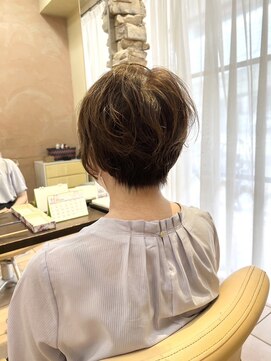 ティエル(Tiele) マッシュショートパーマ