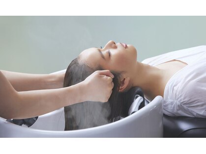 カラー(KOLOR)の写真