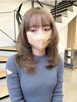 ミリ(mm)&nbsp;レイヤーカット/ウェットヘア/オリーブベージュ