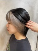 ショートボブインナーカラーシルバーベージュカラー20代