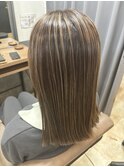ベージュハイライト