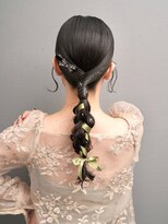 レボル(REVOL) タイトヘアアレンジ☆ヘアセットヘアメイク編み下ろし推し活