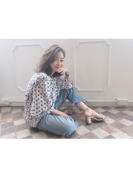 【福島駅徒歩１分】白髪は隠す時代から、魅せる時代へ。自然に馴染む透明感カラーで美しさを引き出します。