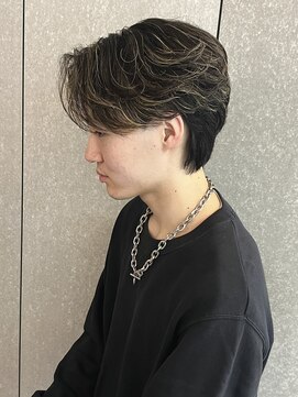 ニアウ 太田店(Niau) メンズナチュラルセンターパートフェーザーショートパーマ