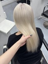 カシェル(cashel) 艶々ホワイトブロンド