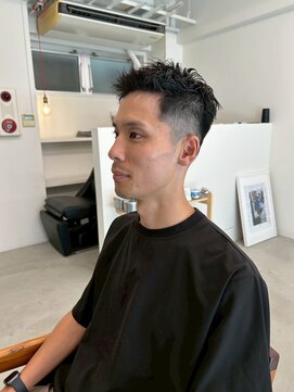 リビング 津田沼(LIVING) 千葉駅MEN’S HAIR/サーフカール/刈り上げセンターパート