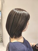 アンベリールフルー(EMBELLIR fleur)&nbsp;大人のミディアムレイヤーカットスタイル