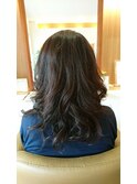 内巻きウェーブヘアー