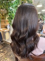 ナンバー 秋田店(N°)&nbsp;大人かわいいエギョモリ ミルクティーブラウン ひし形シルエット