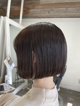 ミラバイグリーン(Mira by green) ボブ/ミニボブ/内巻き/シースルーバング/ココアベージュ