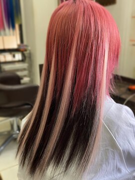 メルシー 大阪梅田店 原色×ブラック×ピンク