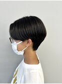 *ハンサムショート_センターパート_アイロン仕上げ_m12